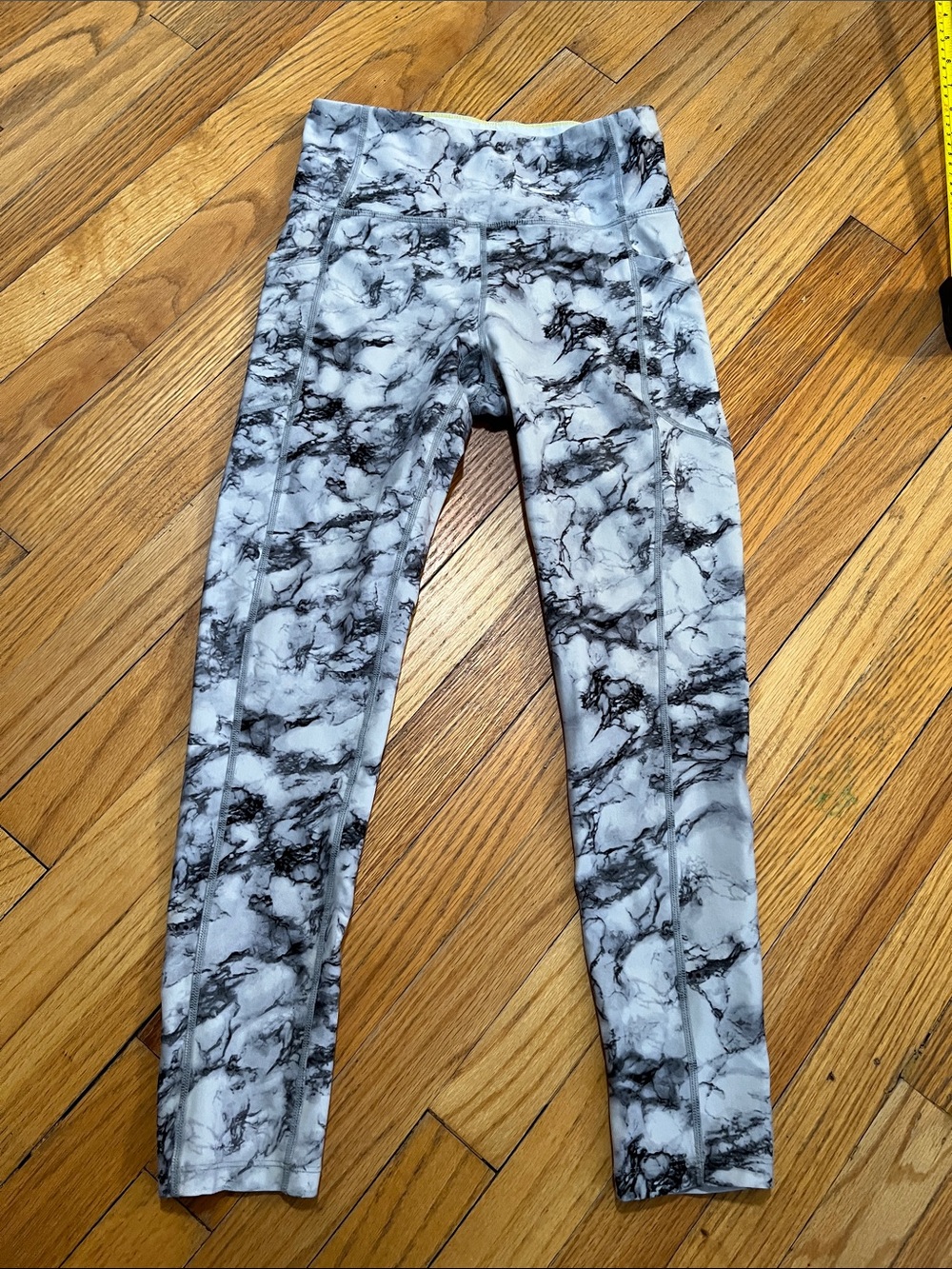 Calvin Klein Performance Marble-Print Leggings - Gray/White